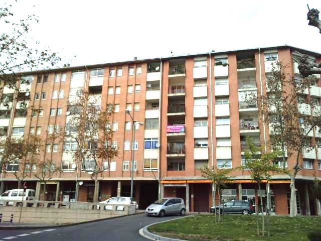 PLAZA DE PARKING EN LA ZONA DE LA ERMITA
