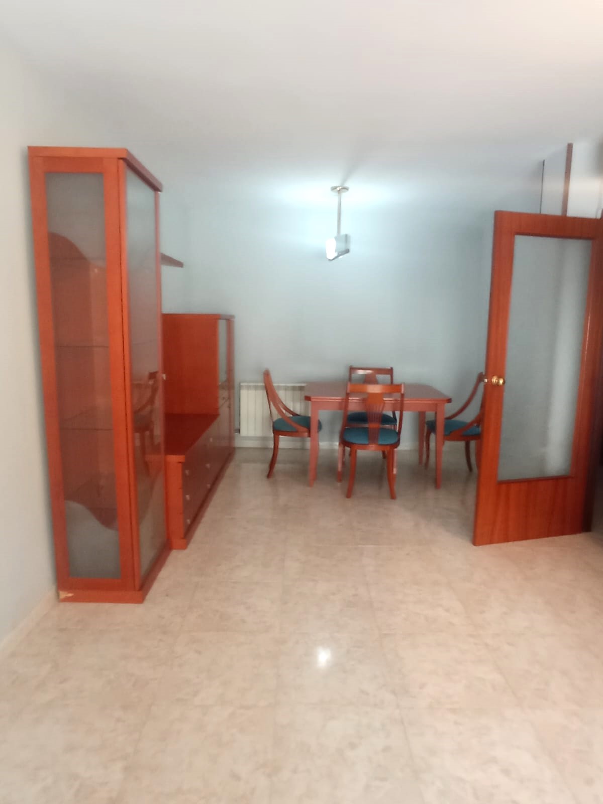 PISO TODO EXTERIOR EN LA ZONA DE LA PARELLADA CON PARKING Y TRASTERO